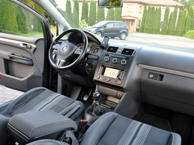 Volkswagen Touran 2.0TDI(140KM)*Lift*Xenon*Led*Duża Navi*7-Foteli*Match*Reling*Alu16"ASO II (2010-2015)