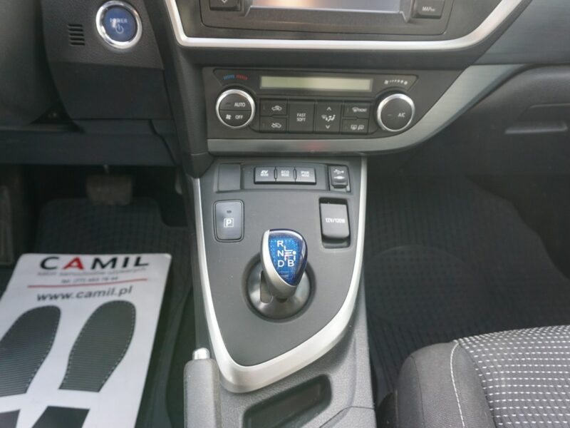 Toyota Auris polski salon, serwisowany II (2012-)