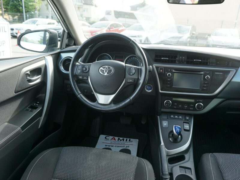 Toyota Auris polski salon, serwisowany II (2012-)
