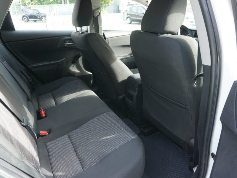 Toyota Auris polski salon, serwisowany II (2012-)