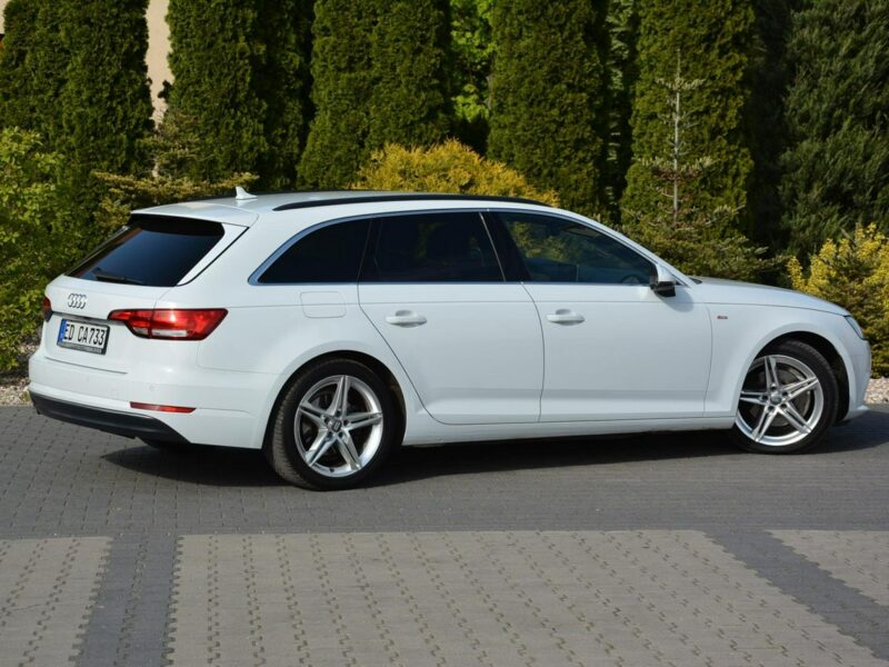 Audi A4 S-Line Virtual Cockpit Klimatronic Skóry Ledy Navi 2xParktr. el.klapa B9 (2015-)