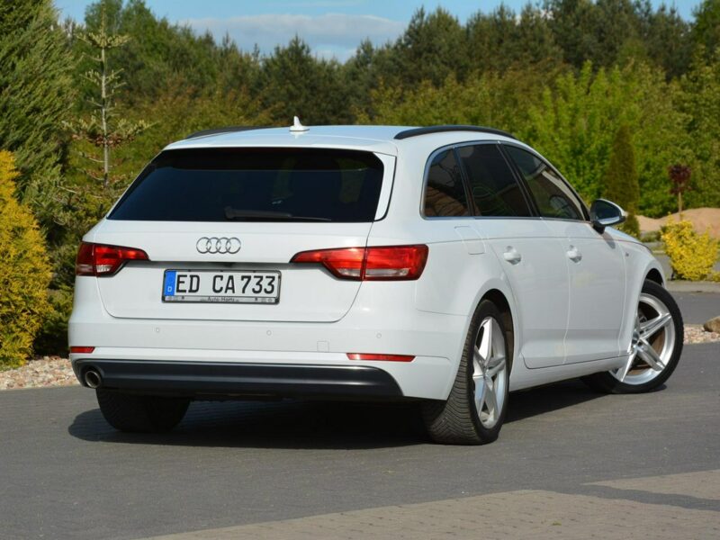 Audi A4 S-Line Virtual Cockpit Klimatronic Skóry Ledy Navi 2xParktr. el.klapa B9 (2015-)