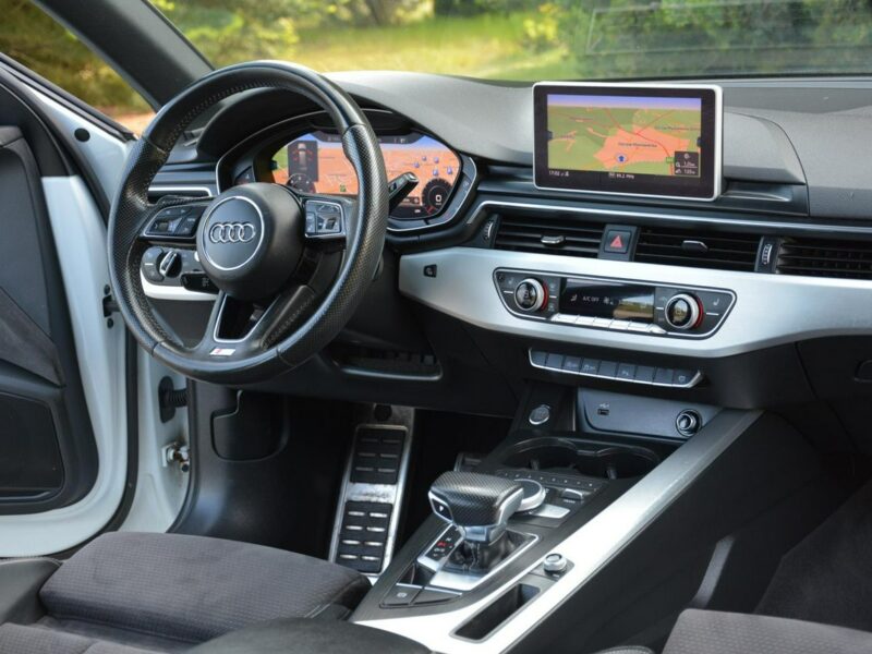 Audi A4 S-Line Virtual Cockpit Klimatronic Skóry Ledy Navi 2xParktr. el.klapa B9 (2015-)