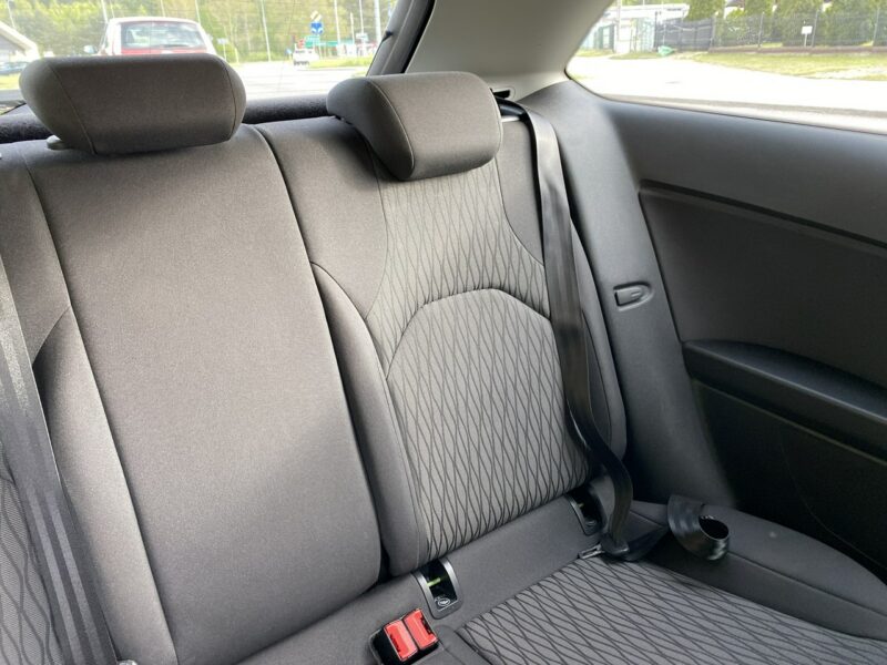 Seat Leon Full LED, Klimatronic , parktronik, alufelgi, dotykowe radio,z Niemiec III (2012-)