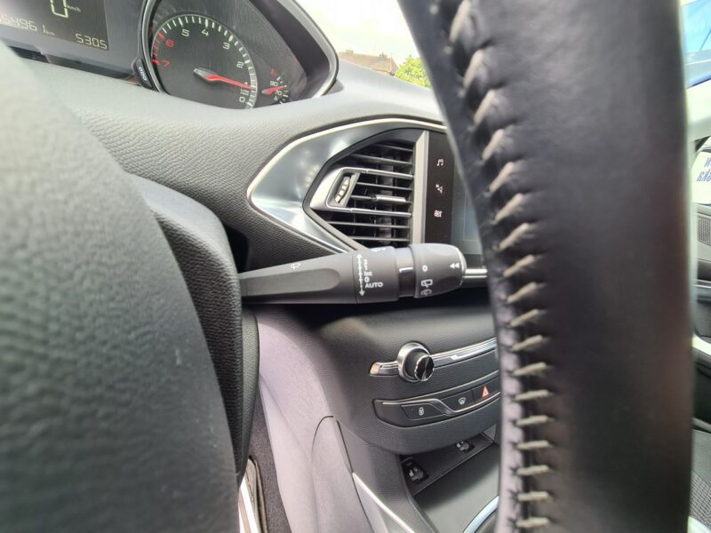 Peugeot 308 54 Tys.Km Navi Grzane Fotele 2xPDC Full Led ParkAssist Wolne Ręce Alu T9 (2014-2021)