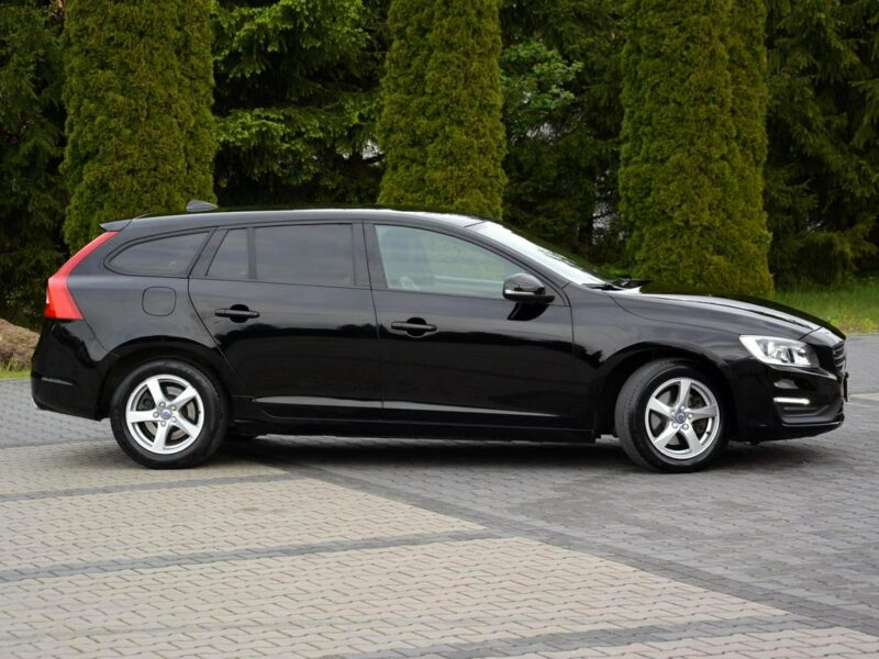 Volvo V60 2.0d(190KM) Lift Automat Skóry Navi Parktronik LED ASO Volvo I (2010-2018)