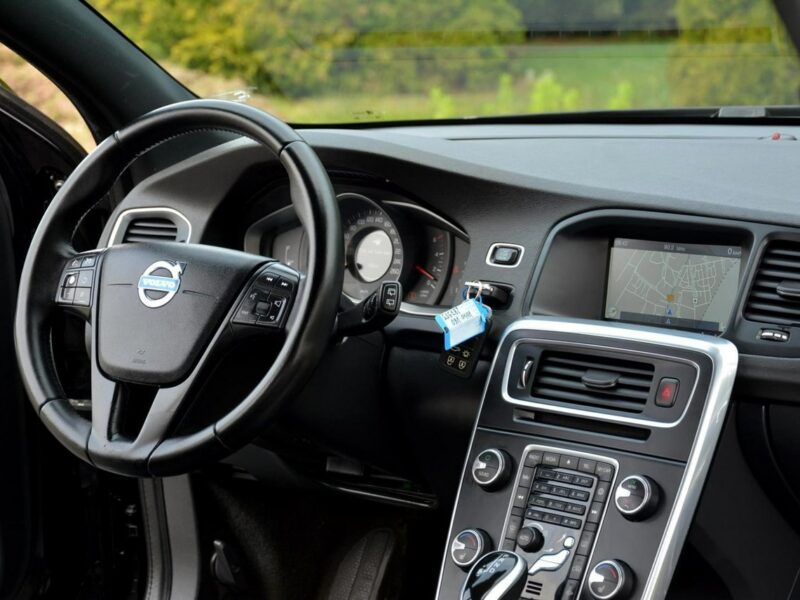 Volvo V60 2.0d(190KM) Lift Automat Skóry Navi Parktronik LED ASO Volvo I (2010-2018)