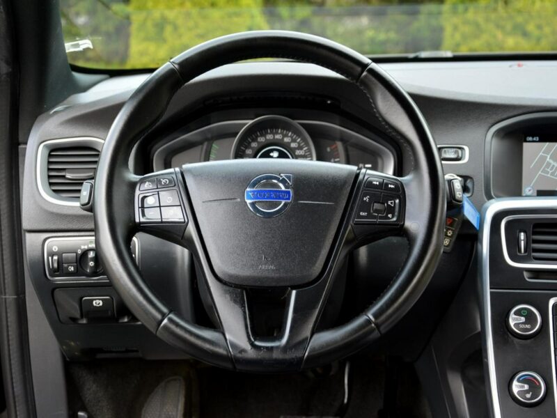 Volvo V60 2.0d(190KM) Lift Automat Skóry Navi Parktronik LED ASO Volvo I (2010-2018)