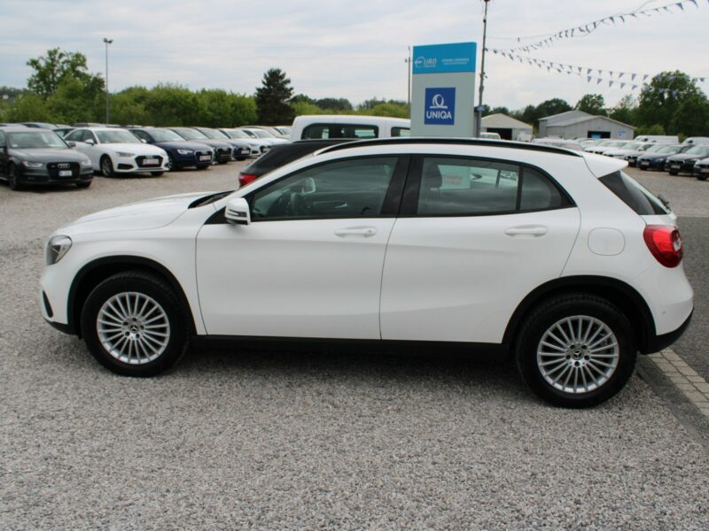 Mercedes GLA 180 F-vat Gwarancja Salon Polska Kamera Automat