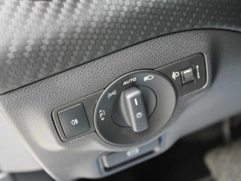 Mercedes GLA 180 F-vat Gwarancja Salon Polska Kamera Automat