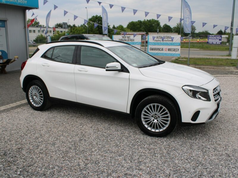 Mercedes GLA 180 F-vat Gwarancja Salon Polska Kamera Automat