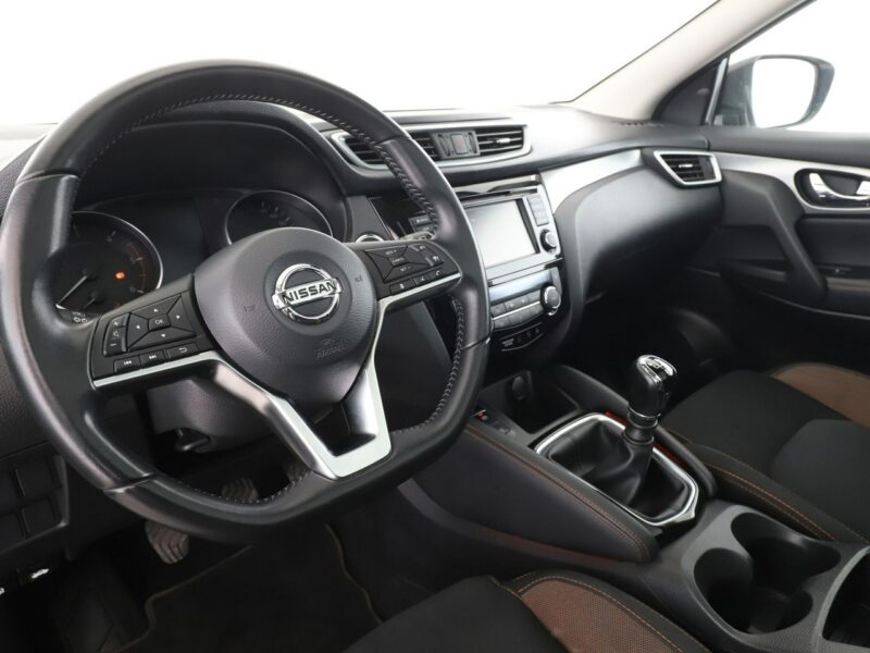 Nissan Qashqai Navi, kam.cofania, Aut.klima, bluetooth II (2013-2021)