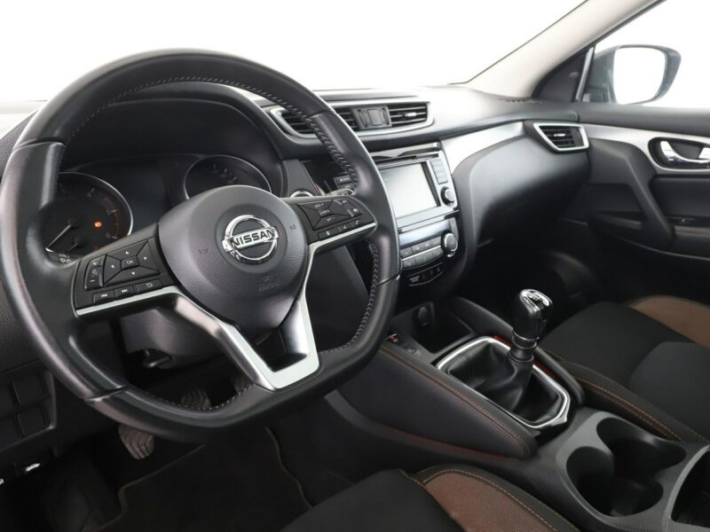 Nissan Qashqai Navi, kam.cofania, Aut.klima, bluetooth II (2013-2021)