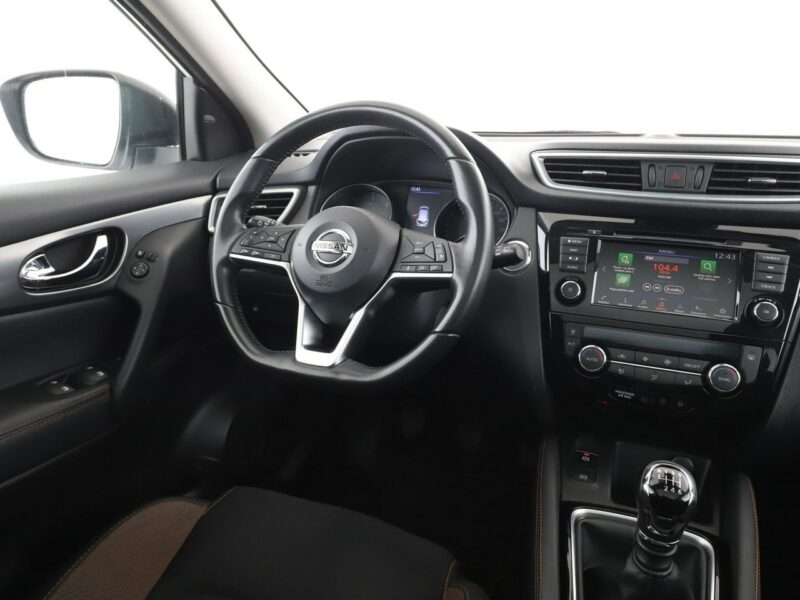 Nissan Qashqai Navi, kam.cofania, Aut.klima, bluetooth II (2013-2021)