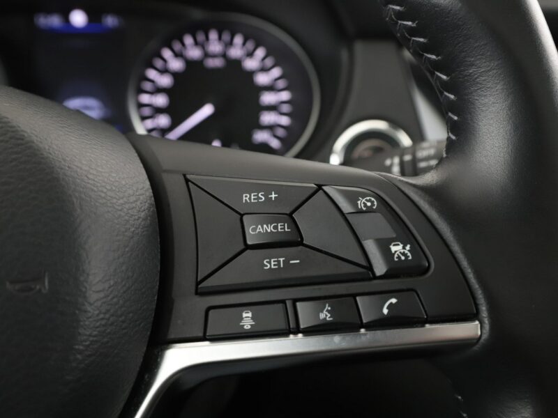 Nissan Qashqai Navi, kam.cofania, Aut.klima, bluetooth II (2013-2021)