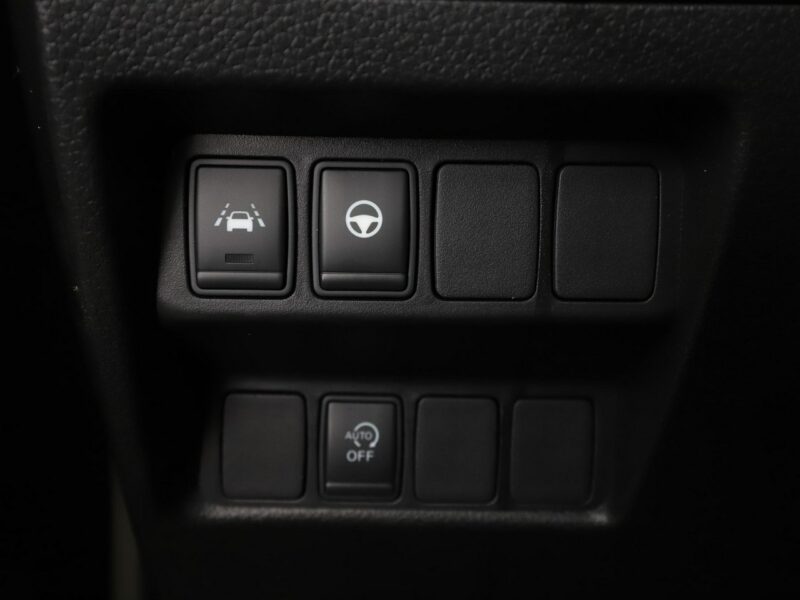 Nissan Qashqai Navi, kam.cofania, Aut.klima, bluetooth II (2013-2021)