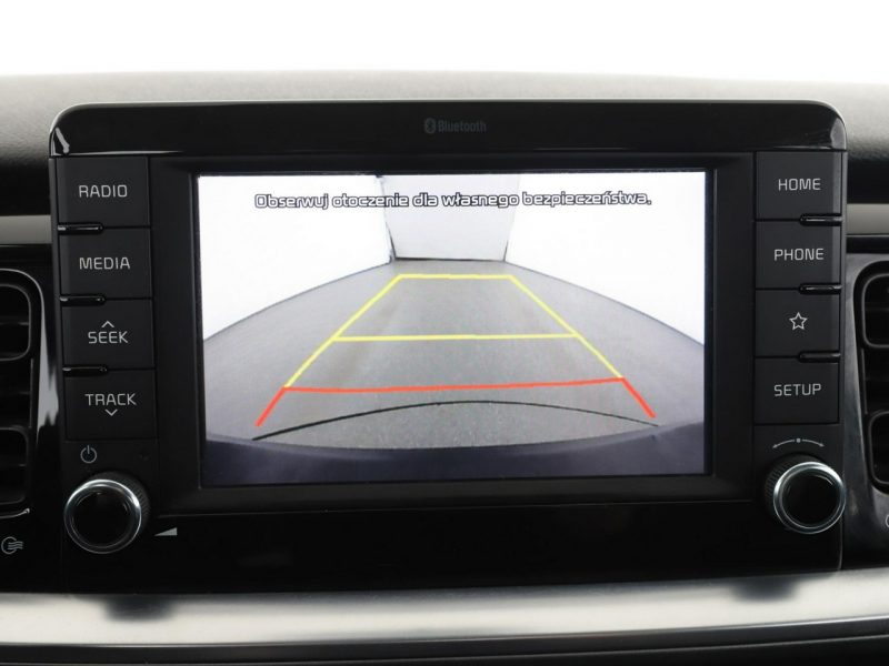 Kia Stonic klima tempomat kamera PDC Bluetooth LED