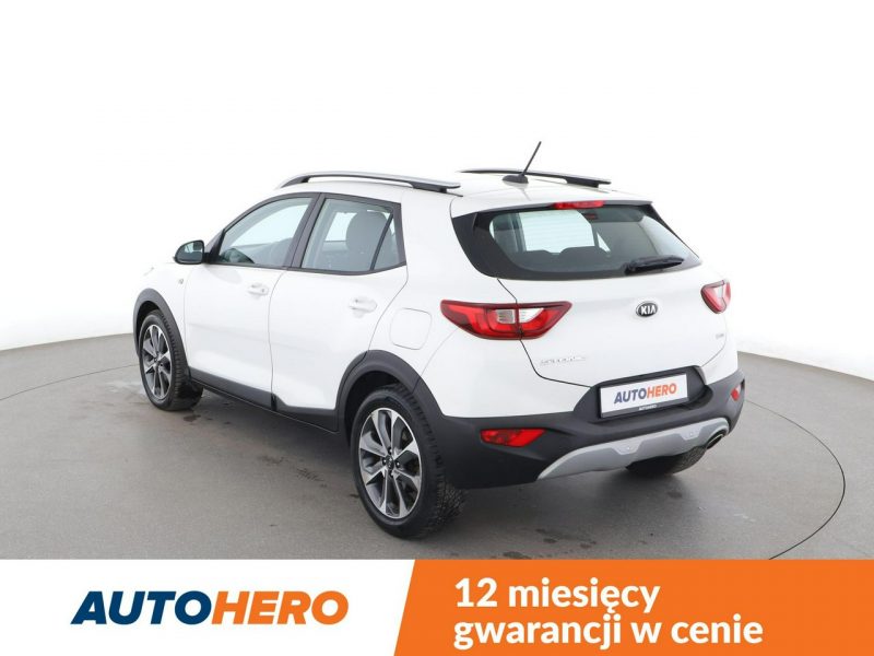 Kia Stonic klima tempomat kamera PDC Bluetooth LED
