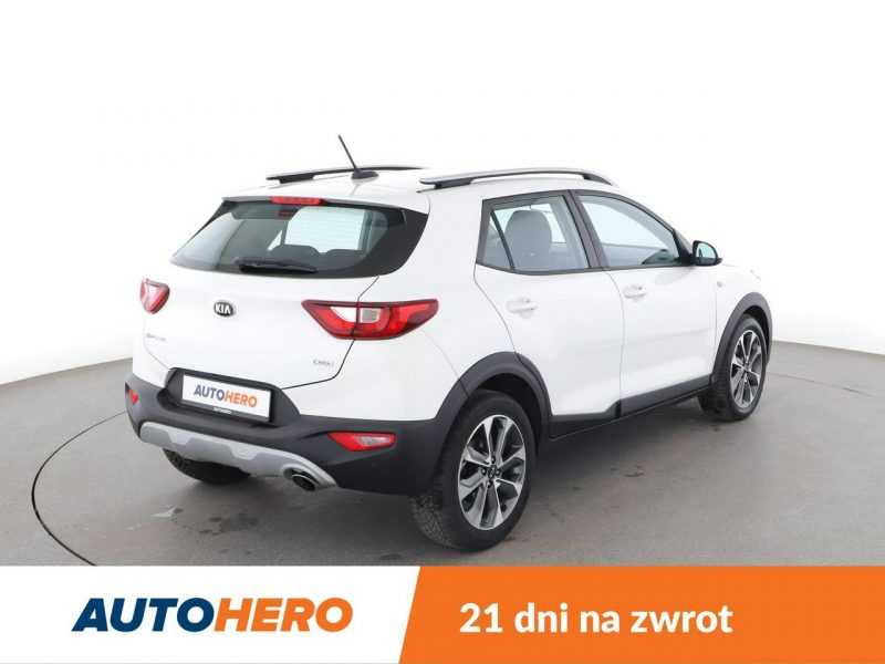 Kia Stonic klima tempomat kamera PDC Bluetooth LED