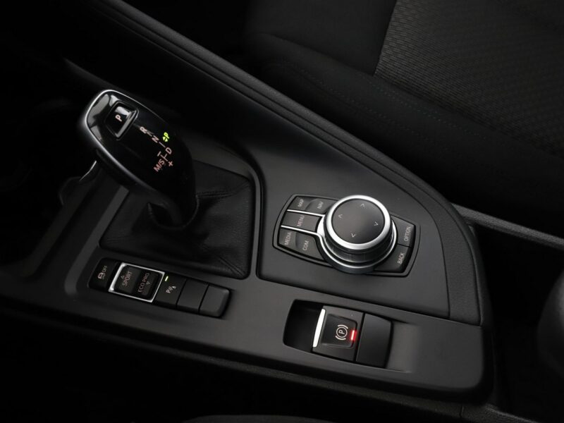 BMW X1 Advantage 150KM automat navi PDC HarmanKardon grzane fotele tempomat II (F48) (2015-)
