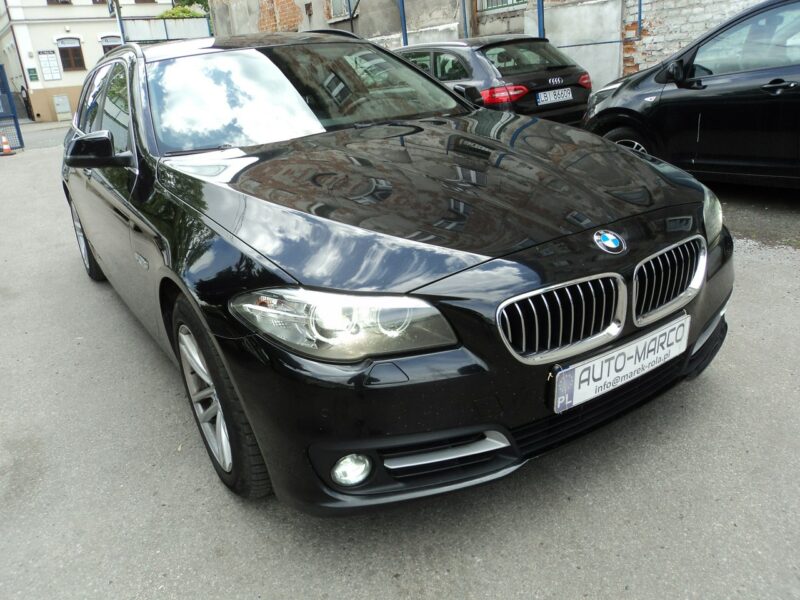 BMW 520 sprzedam ladną BMW 520 automat F10 (2009-2017)