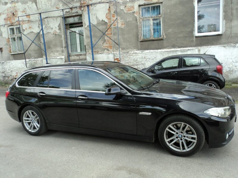 BMW 520 sprzedam ladną BMW 520 automat F10 (2009-2017)