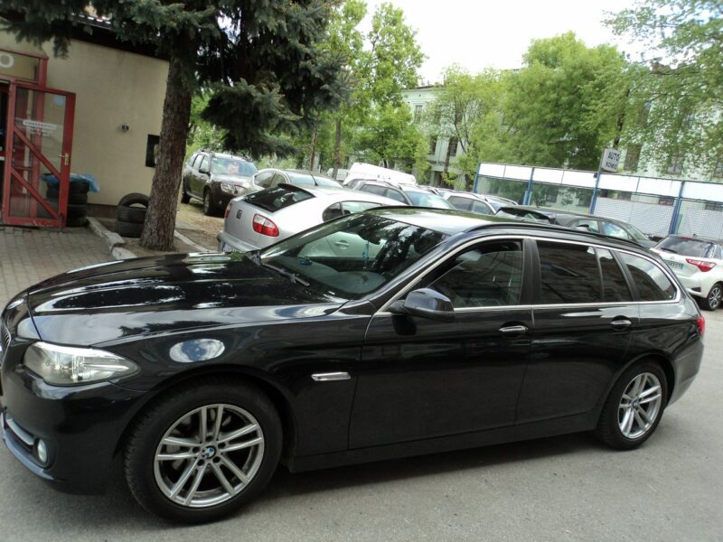 BMW 520 sprzedam ladną BMW 520 automat F10 (2009-2017)