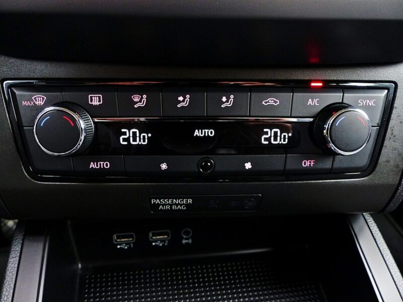 Seat Ibiza 1.6 TDI*STYLE*Climatronic*Alu*Pełna Elektryka*Navi*Top Stan*ZOBACZ!!! V (2017-)