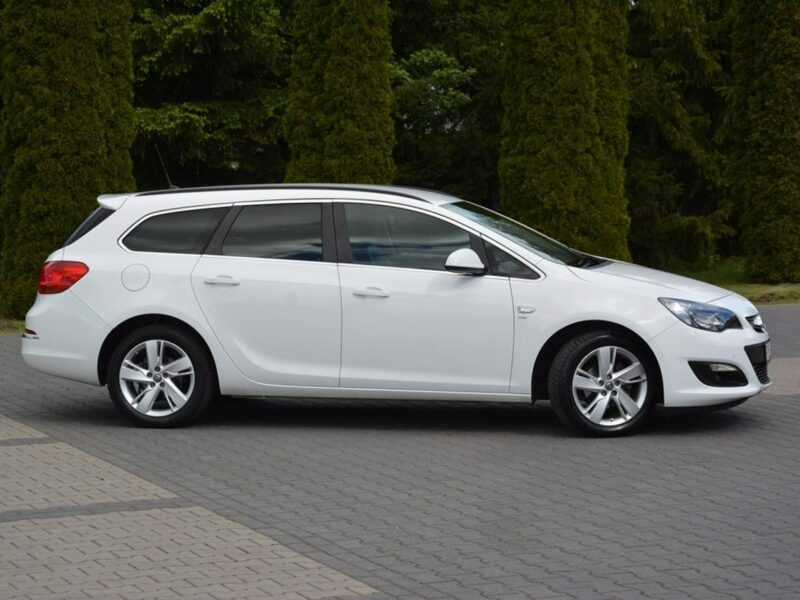 Opel Astra 1.4T(140KM) Lift Ledy Duża Navi pół-skóry 2xParktr. Chromy Alu 17 J (2009-2019)