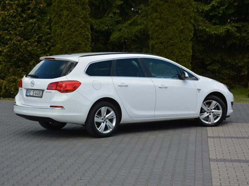 Opel Astra 1.4T(140KM) Lift Ledy Duża Navi pół-skóry 2xParktr. Chromy Alu 17 J (2009-2019)
