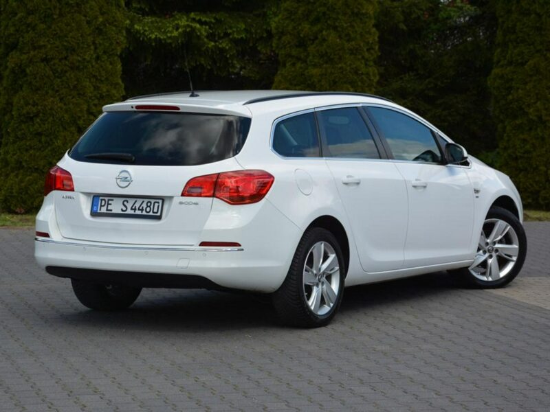 Opel Astra 1.4T(140KM) Lift Ledy Duża Navi pół-skóry 2xParktr. Chromy Alu 17 J (2009-2019)