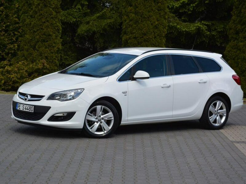 Opel Astra 1.4T(140KM) Lift Ledy Duża Navi pół-skóry 2xParktr. Chromy Alu 17 J (2009-2019)