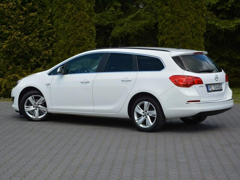 Opel Astra 1.4T(140KM) Lift Ledy Duża Navi pół-skóry 2xParktr. Chromy Alu 17 J (2009-2019)