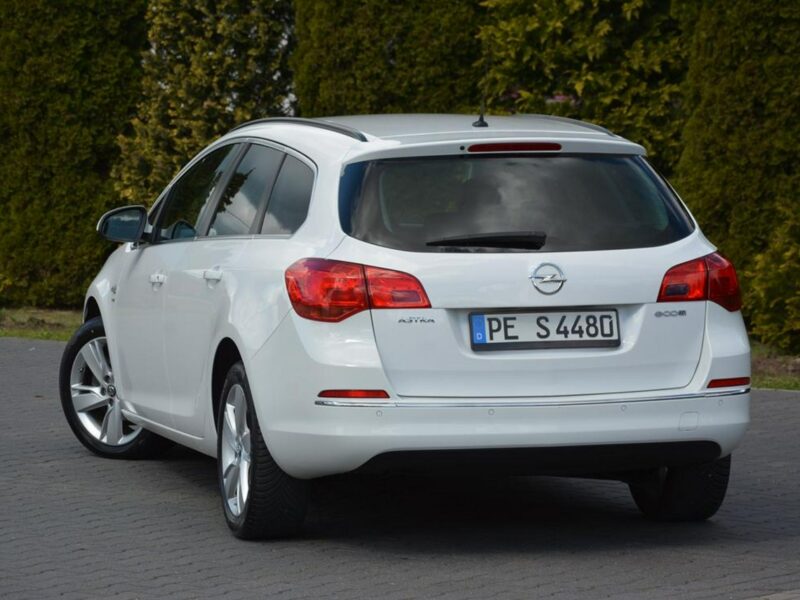 Opel Astra 1.4T(140KM) Lift Ledy Duża Navi pół-skóry 2xParktr. Chromy Alu 17 J (2009-2019)