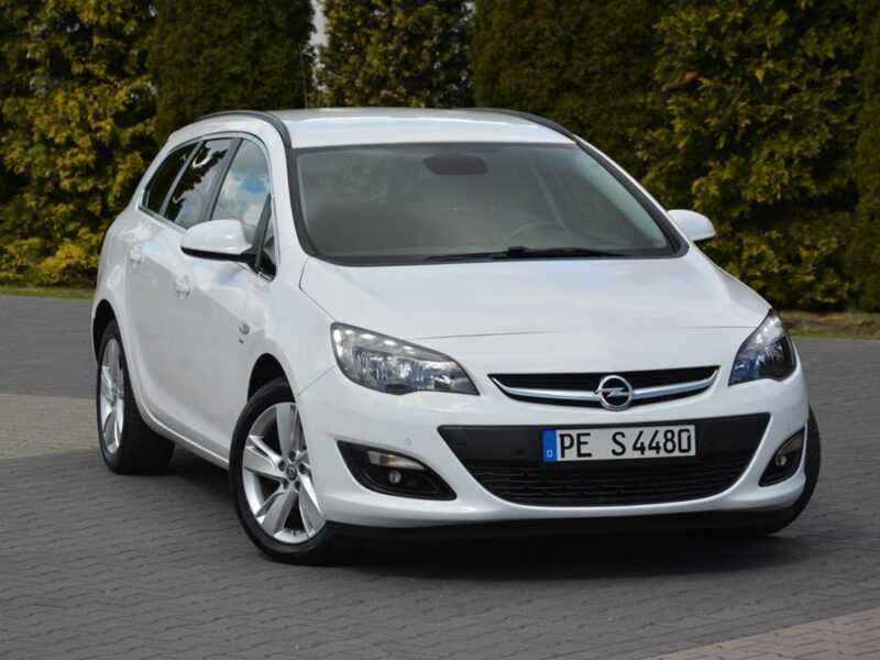 Opel Astra 1.4T(140KM) Lift Ledy Duża Navi pół-skóry 2xParktr. Chromy Alu 17 J (2009-2019)