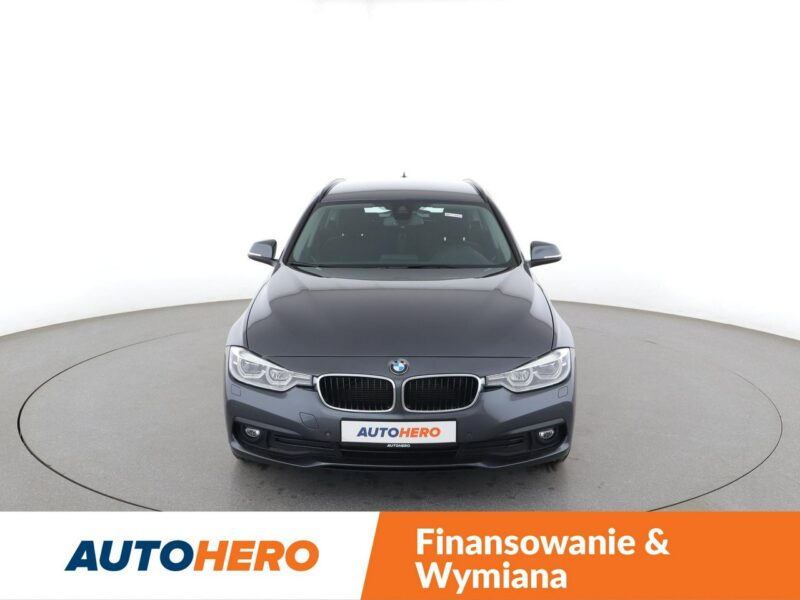 BMW 316 automat navi czujniki parkowania grzane fotele F30/F31 (2012-2020)