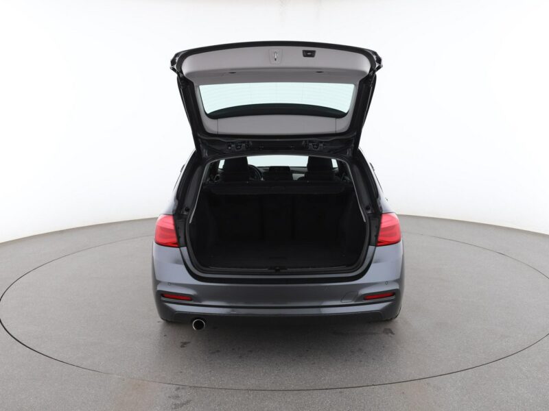 BMW 316 automat navi czujniki parkowania grzane fotele F30/F31 (2012-2020)
