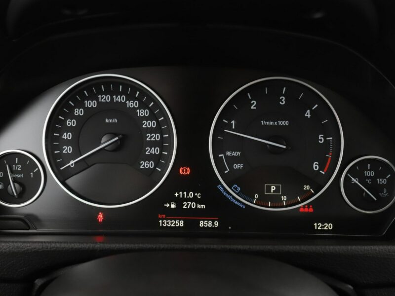 BMW 316 automat navi czujniki parkowania grzane fotele F30/F31 (2012-2020)