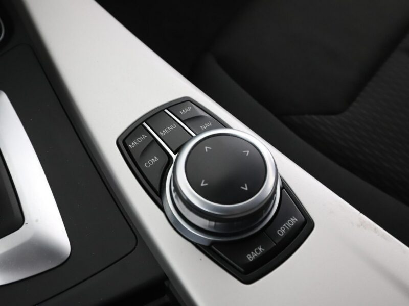 BMW 316 automat navi czujniki parkowania grzane fotele F30/F31 (2012-2020)