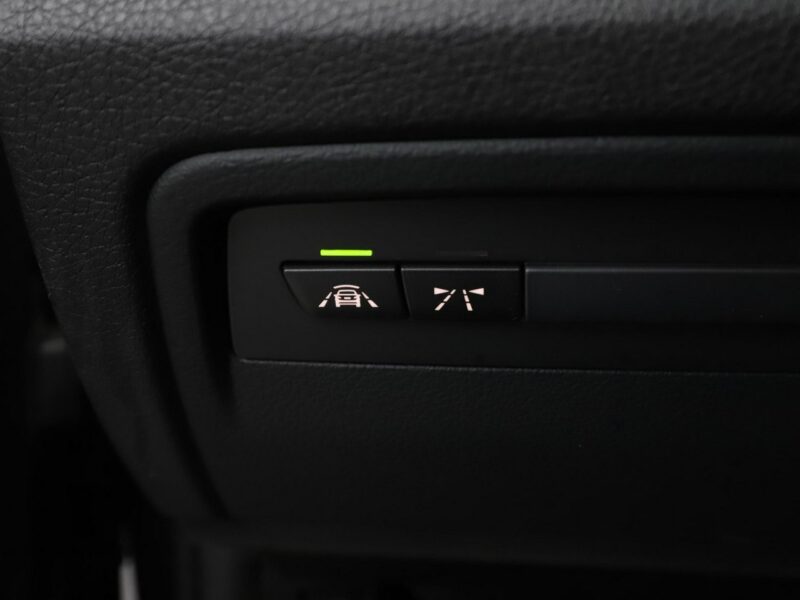 BMW 316 automat navi czujniki parkowania grzane fotele F30/F31 (2012-2020)