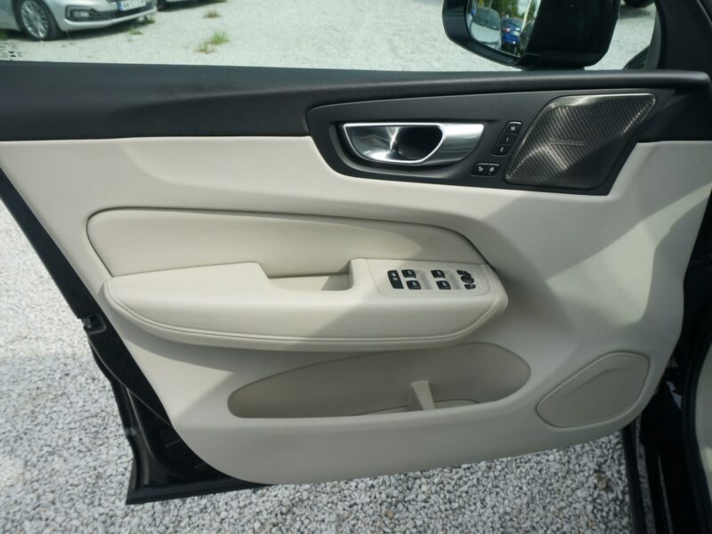 Volvo XC 60 B5 B AWD 250 KM Ultimate Bright Salon PL Faktura Vat 23% WND4019C II (2017-)