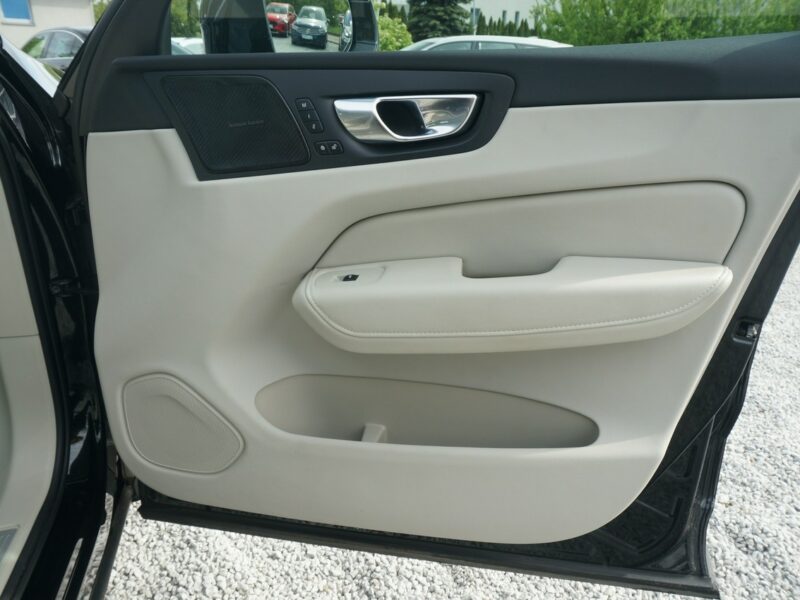 Volvo XC 60 B5 B AWD 250 KM Ultimate Bright Salon PL Faktura Vat 23% WND4019C II (2017-)