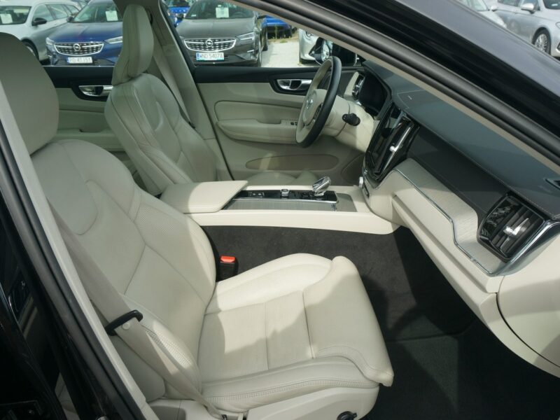 Volvo XC 60 B5 B AWD 250 KM Ultimate Bright Salon PL Faktura Vat 23% WND4019C II (2017-)