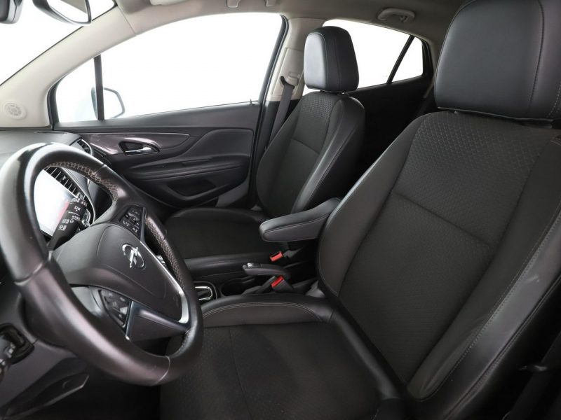 Opel Mokka Innovation automat navi kamera tempomat Bluetooth półskóra hak II (2020-)
