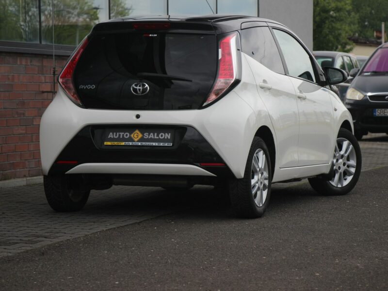 Toyota Aygo Klima*GrzaneFotele*Kamera*PanelDotyk*Esp*Led*Bluet*Alu15*Gwar VGS II (2014-)