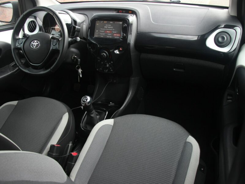 Toyota Aygo Klima*GrzaneFotele*Kamera*PanelDotyk*Esp*Led*Bluet*Alu15*Gwar VGS II (2014-)