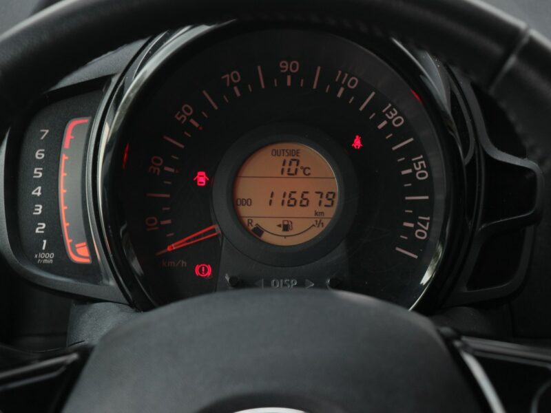 Toyota Aygo Klima*GrzaneFotele*Kamera*PanelDotyk*Esp*Led*Bluet*Alu15*Gwar VGS II (2014-)