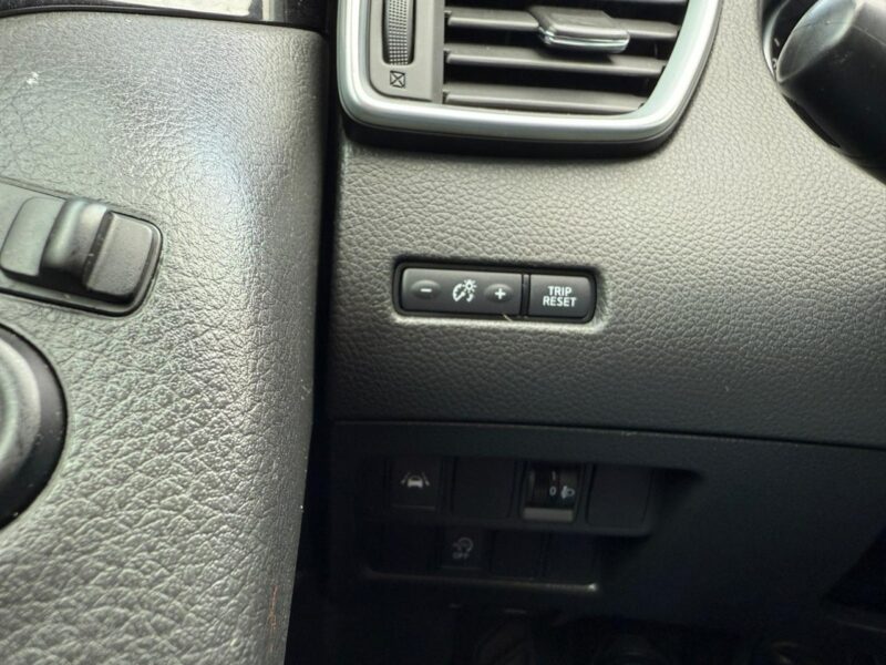 Nissan Qashqai lift, navi, kamera, 40tys.km! II (2013-2021)
