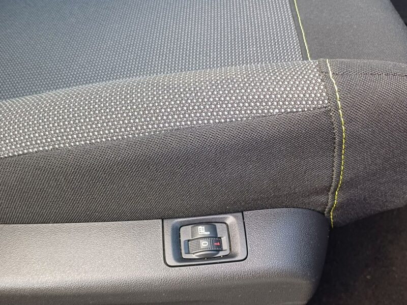 Citroen C3 1.2 PureTech Navi Klimatronic Przebieg 30 tys km III (2016-)
