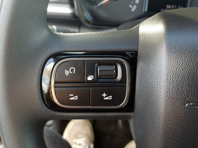 Citroen C3 1.2 PureTech Navi Klimatronic Przebieg 30 tys km III (2016-)